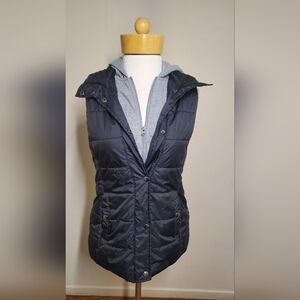 Wmns Arizona  Small Camping Quilted Puffer Black Vest Gray Hoddie